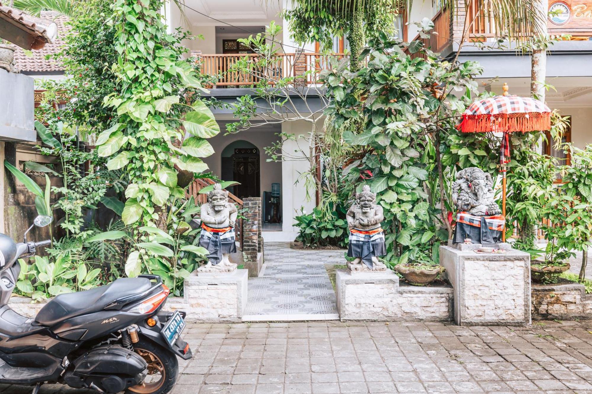 Balimas Guest House Ubud  Exterior photo