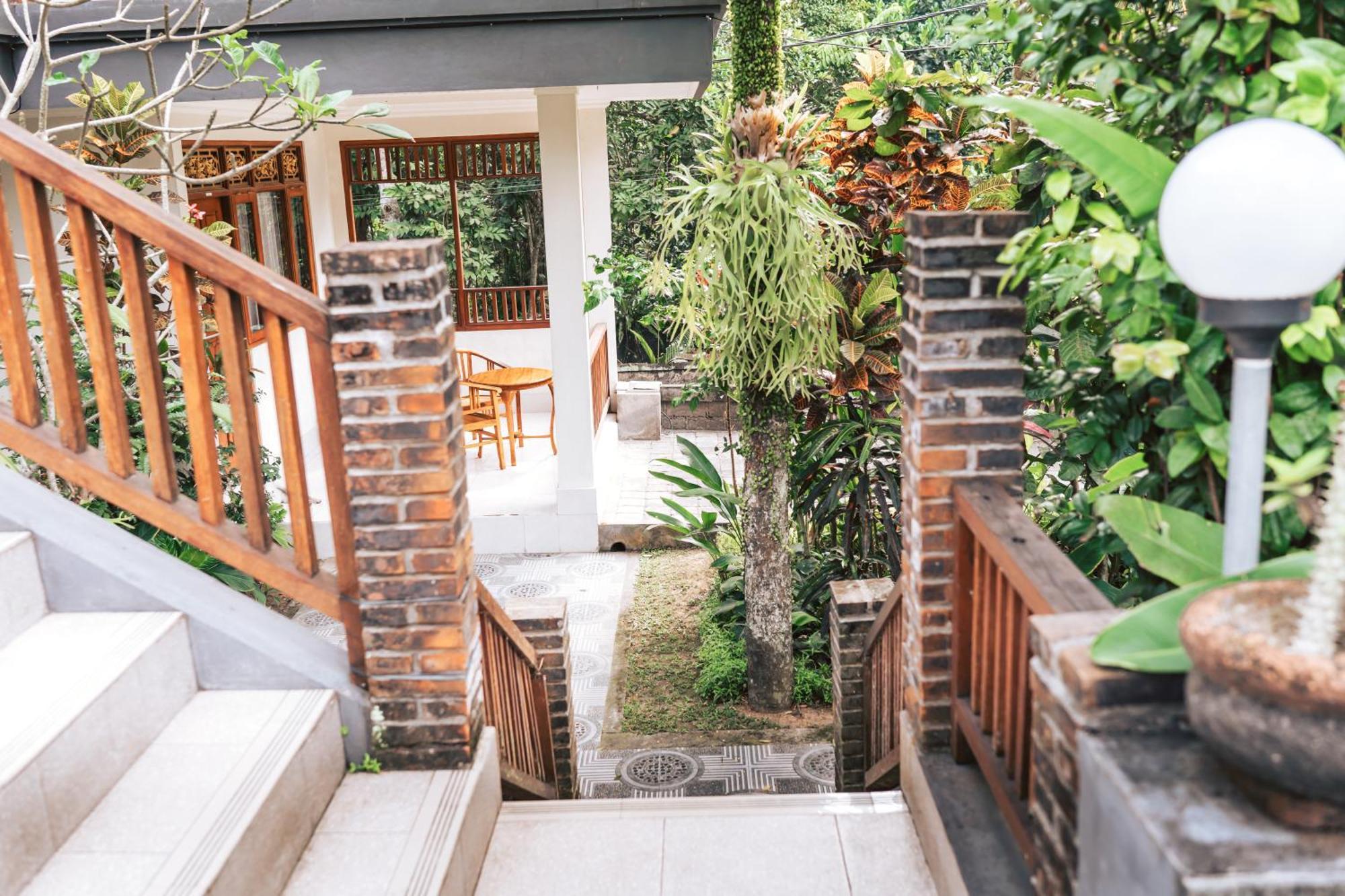 Balimas Guest House Ubud  Exterior photo
